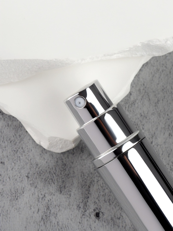 Флакон для парфюма «Пуля», с распылителем, 3 мл, цвет серебристый Флакон для парфюма «Пуля», с распылителем, 3 мл, цвет серебристый