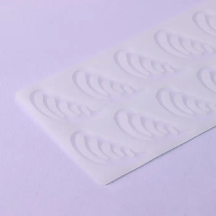 Форма для шоколада «Пёрышки», 10 ячеек, 22×12×0.3 см, прозрачная