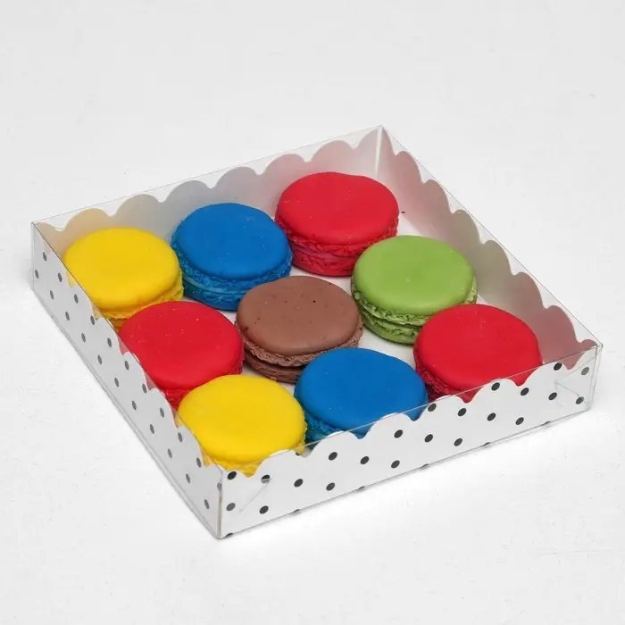 Коробочка для печенья с PVC крышкой «Горох», белая, 15×15×3 см Коробочка для печенья с PVC крышкой «Горох», белая, 15×15×3 см
