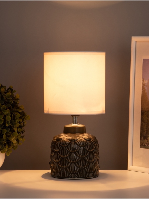 Лампа настольная Лампа настольная "Исида" 1х40Вт Е14 темно-зеленый 14х14х28см