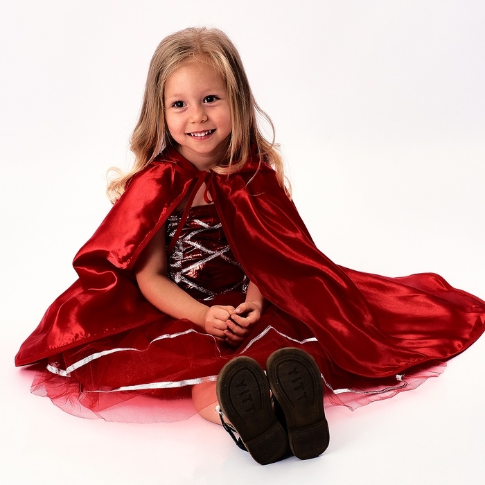 Карнавальный костюм  Карнавальный костюм "Красная шапочка" рост 104-134 см, платье, накидка