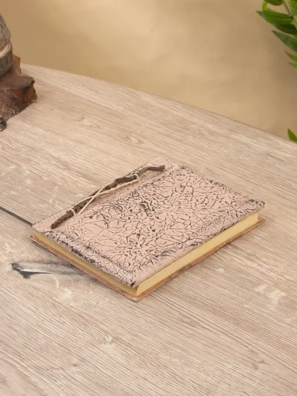 Блокнотик плетеный, 48 листов, 14х18х2 см, цв. бежево-чёрный Блокнотик плетеный, 48 листов, 14х18х2 см, цв. бежево-чёрный