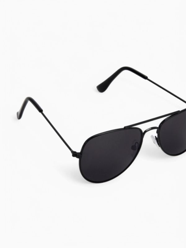 Очки солнцезащитные детские, uv 400, ширина 13.2 см, дужка 13.3 см, линза 5.5 х 4.5 см Очки солнцезащитные детские, uv 400, ширина 13.2 см, дужка 13.3 см, линза 5.5 х 4.5 см