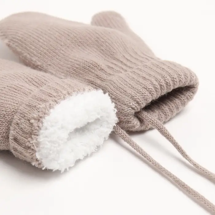 Варежки детские двухслойные MINAKU  Варежки детские двухслойные MINAKU "Однотонные",цв. бежевый, р-р 14 (4-5 лет)