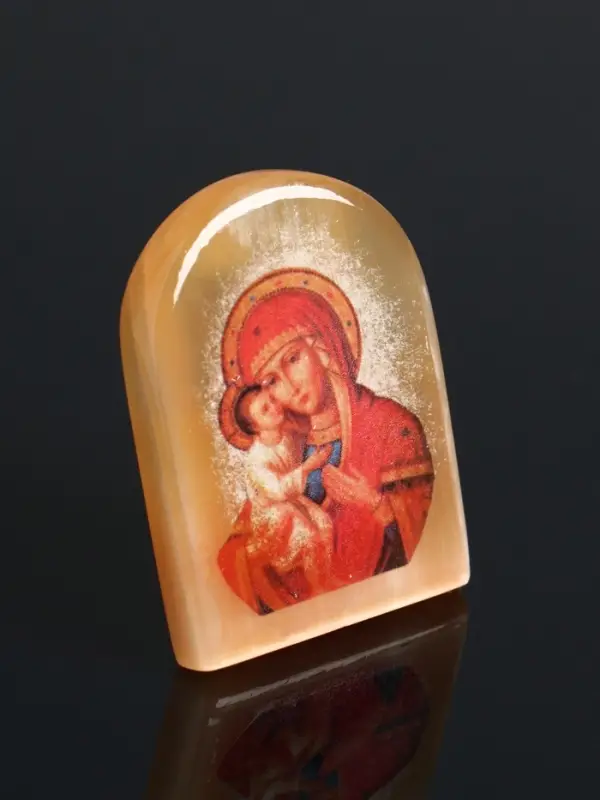 Владимирская икона Божией Матери, 6х5 см, селенит Владимирская икона Божией Матери, 6х5 см, селенит