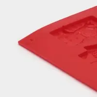 Форма для конфет и шоколада Доляна &laquo;Новогодние радости&raquo;, силикон, 30&times;17 см, 16 ячеек, красная