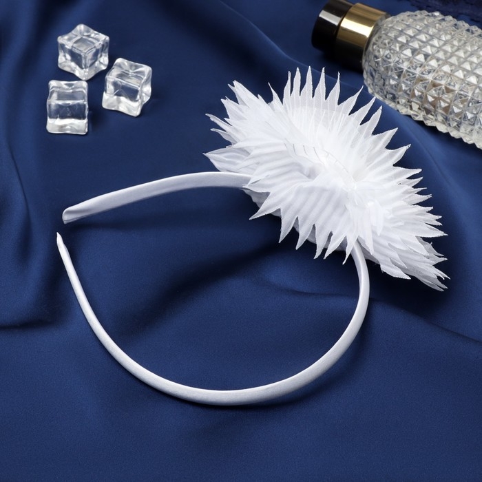 Ободок для волос  Ободок для волос "Малышка" цветок острые лепестки, 0,9 см, белый
