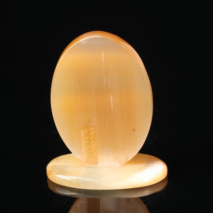 Икона овал на поставке  Икона овал на поставке "Николай Чудотворец"