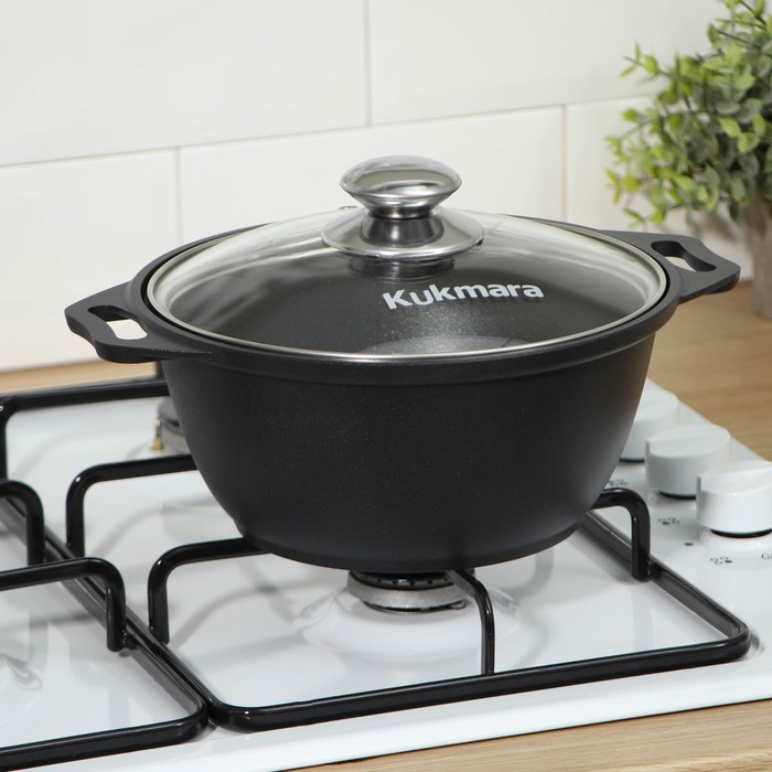 Кастрюля «Традиция», 2 л, 28×22.5×10.5 см, антипригарное покрытие, цвет чёрный Кастрюля «Традиция», 2 л, 28×22.5×10.5 см, антипригарное покрытие, цвет чёрный