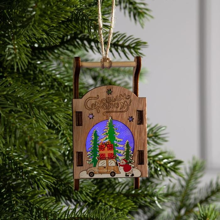 Ёлочная игрушка «Сани с Дедом Морозом и машиной», от батареек, свечение RGB Ёлочная игрушка «Сани с Дедом Морозом и машиной», от батареек, свечение RGB