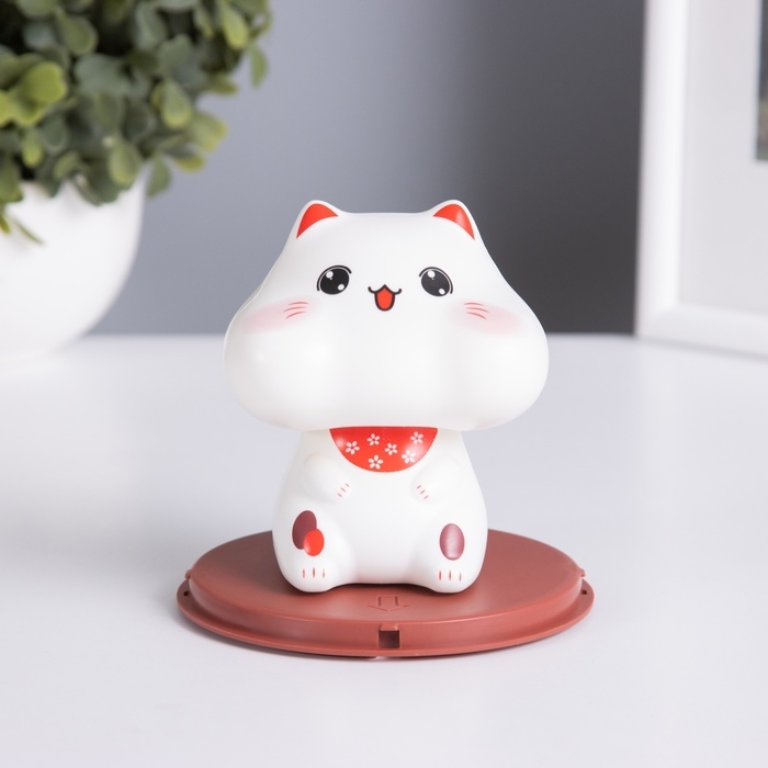 Маятник пластик от солнечной батареи Маятник пластик от солнечной батареи "Кот Манэки-нэко с пухлыми щёчками" 10х10х10,3 см