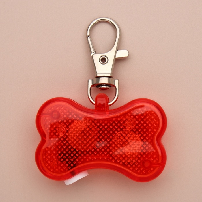 Маячок-адресник Косточка с наклейкой под записку 3 режима свечения красный Маячок-адресник Косточка с наклейкой под записку 3 режима свечения красный