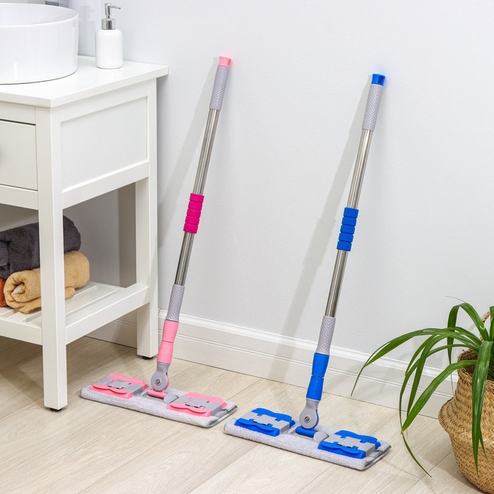 Швабра для мытья пола плоская Доляна, насадка из микрофибры 40×12 см, телескопическая стальная ручка 74-109 см, цвет МИКС Швабра для мытья пола плоская Доляна, насадка из микрофибры 40×12 см, телескопическая стальная ручка 74-109 см, цвет МИКС