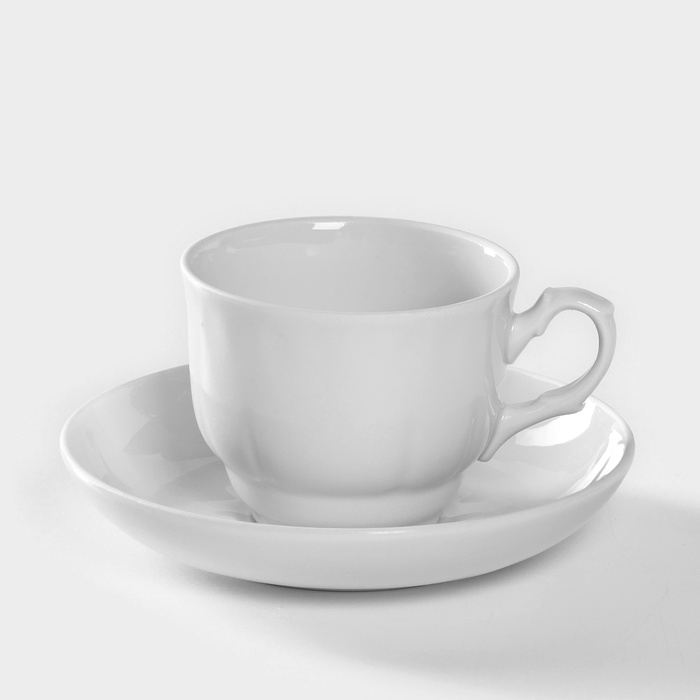 Чайная пара фарфоровая «Тюльпан», 250 мл, блюдце d=15 см Чайная пара фарфоровая «Тюльпан», 250 мл, блюдце d=15 см