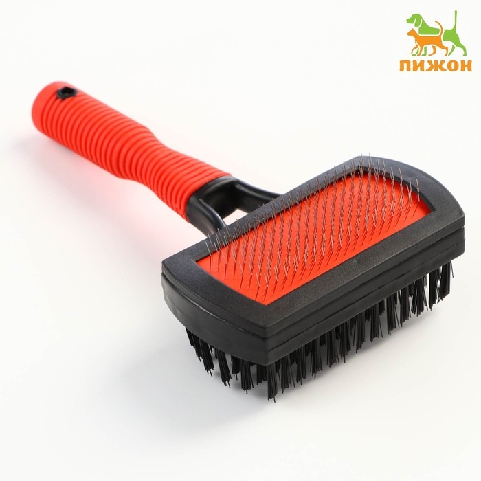 Двухсторонняя пуходёрка-щетка с резиновой ручкой 10 х 16,5 см, чёрно-красная Двухсторонняя пуходёрка-щетка с резиновой ручкой 10 х 16,5 см, чёрно-красная