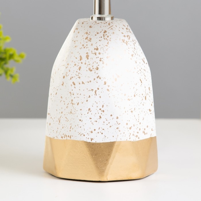 Настольная лампа Настольная лампа "Адилин" E14 40Вт белый-золото 21х21х34 см RISALUX