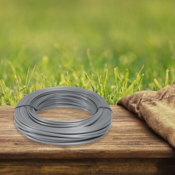 Ротанг искусственный гладкий 7 мм 100 м полутрубка (серебро металлик) Ротанг искусственный гладкий 7 мм 100 м полутрубка (серебро металлик)