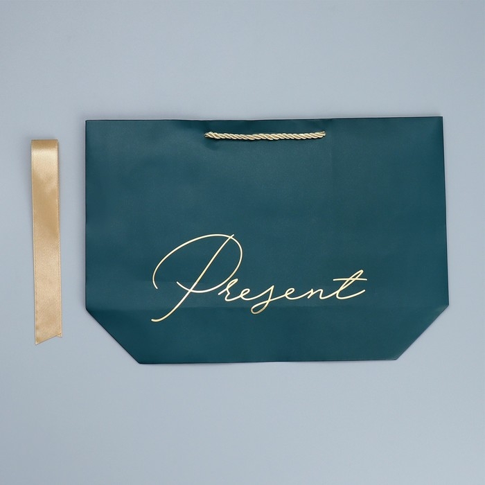 Пакет подарочный, упаковка, Present, 26 х 25 х 11 см Пакет подарочный, упаковка, Present, 26 х 25 х 11 см