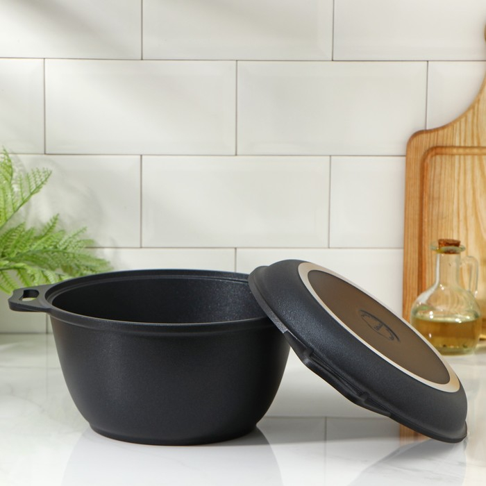 Казан «Традиция», 3 л, крышка-сковорода, литые ручки, антипригарное покрытие, цвет чёрный Казан «Традиция», 3 л, крышка-сковорода, литые ручки, антипригарное покрытие, цвет чёрный