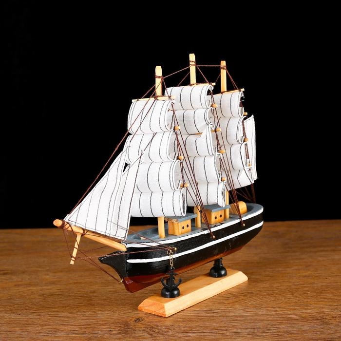 Корабль сувенирный средний «Ганимед», Корабль сувенирный средний «Ганимед»,