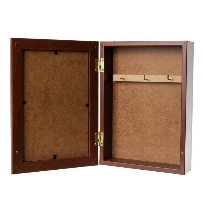 Ключница Ключница "Бабочка" орех 15х21 см