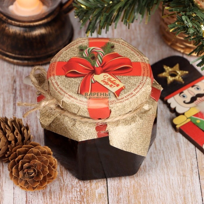 Новый год. Варенье Новый год. Варенье "Новогоднее" из сосновых шишек, 100 мл