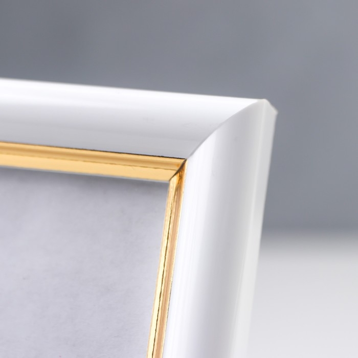 Фоторамка пластик 10х15 см 581 молоко (50/2000) Фоторамка пластик 10х15 см 581 молоко (50/2000)