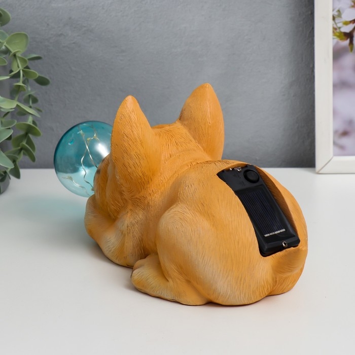 Сувенир полистоун свет Сувенир полистоун свет "Бульдог и мыльный пузырь" от солнечной батареи 12х11,5х26 см