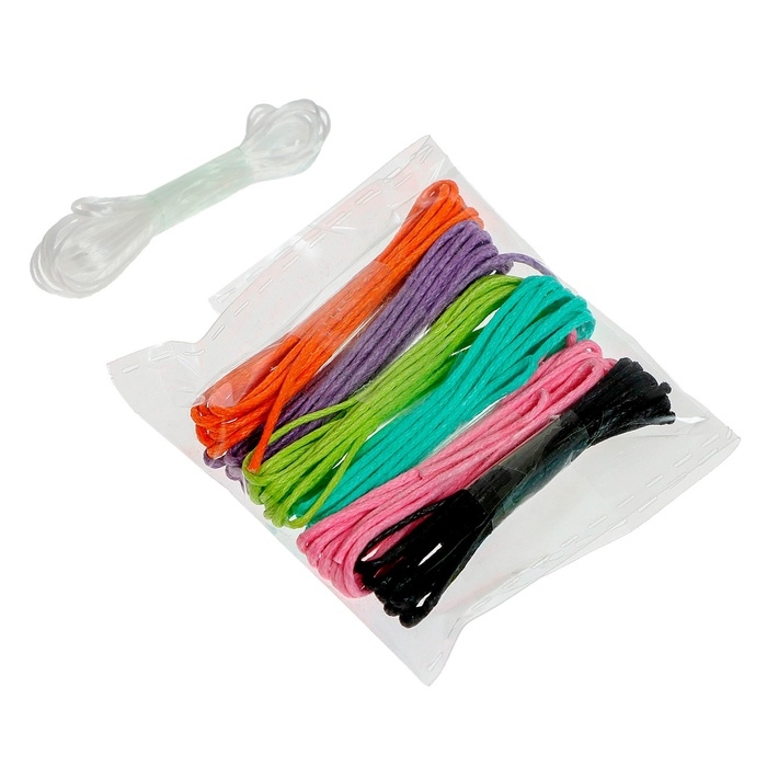 Набор для бисероплетения «Мои украшения» в чемодане Набор для бисероплетения «Мои украшения» в чемодане