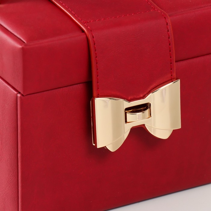 Шкатулка кожзам для украшений  Шкатулка кожзам для украшений "Золотой бантик" красная 15х15х12,7 см