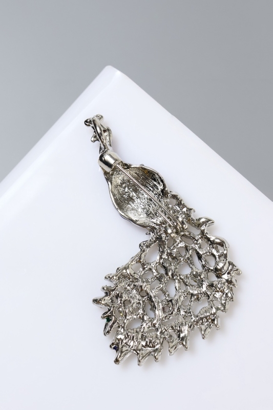 Брошь «Павлин роскошный»мини, цветная в серебре Брошь «Павлин роскошный»мини, цветная в серебре