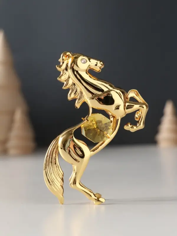 Сувенир Лошадь с 2-мя желтыми хрусталиками, 5,5х2х8 см. Сувенир Лошадь с 2-мя желтыми хрусталиками, 5,5х2х8 см.