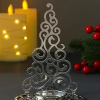 Подсвечник на 1 свечу «Ёлка новогодняя нарядная», металл под хром, 10×7.5×13.5 см