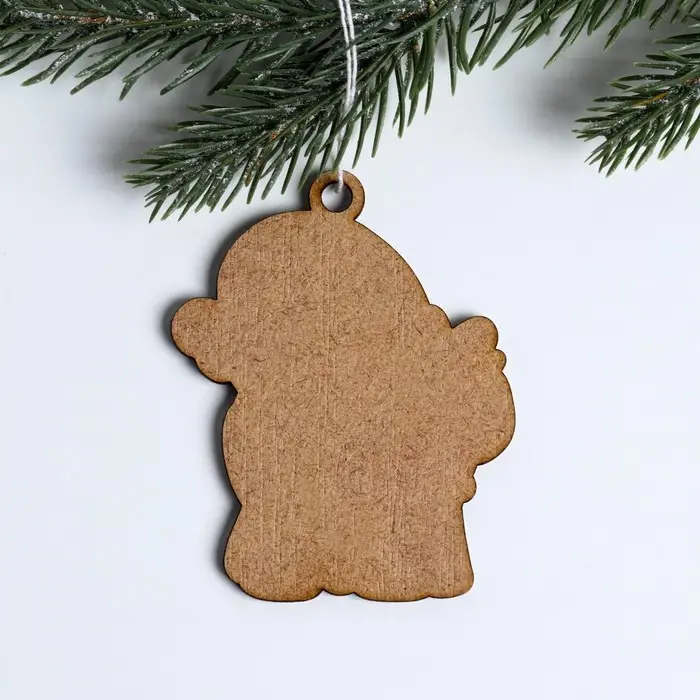 Ёлочная игрушка новогодняя «Дед мороз с подарком», хдф, 6,1 х 7,5 см