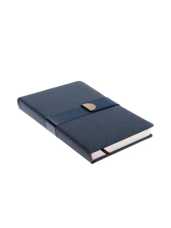 Ежедневник недатированный формат А5, с хлястиком, 128л, линия, пвх, Синий Ежедневник недатированный формат А5, с хлястиком, 128л, линия, пвх, Синий