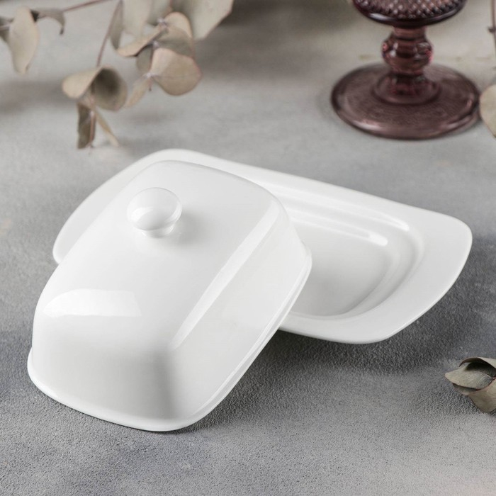 Маслёнка фарфоровая Wilmax, 19×12,5×8,5 см, цвет белый Маслёнка фарфоровая Wilmax, 19×12,5×8,5 см, цвет белый