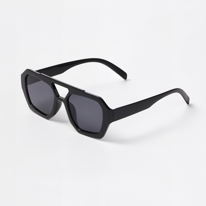 Очки солнцезащитные, UV 400, линза 4.1 х 5.2 см, ширина 14.4 см, дужка 13.8 см, черная оправа Очки солнцезащитные, UV 400, линза 4.1 х 5.2 см, ширина 14.4 см, дужка 13.8 см, черная оправа