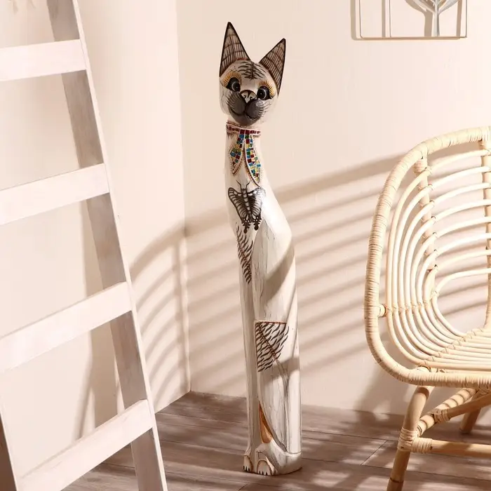 Сувенир дерево "Кошка с бабочкой и бантом из мозаики" белая 100х16х7 см