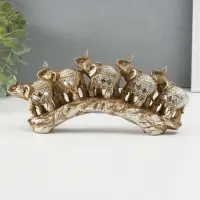 Сувенир полистоун "Пять слонов на камне в попонах с бахромой" 11х24,5х4,5 см