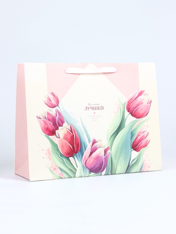 Пакет подарочный ламинированный горизонтальный «Лучшей», L 40 × 31 × 14 см