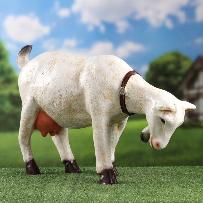 Садовая фигура  Садовая фигура "Козочка наклонившаяся" 36х55см