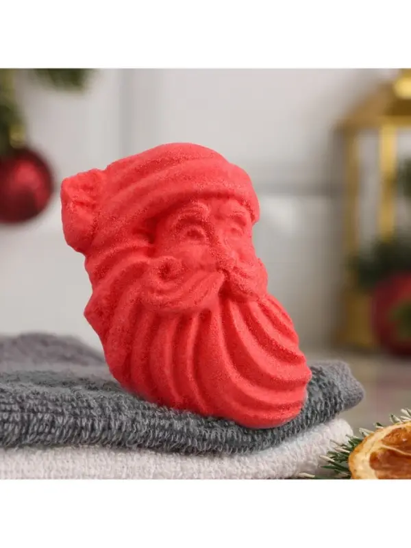 Бомбочка для ванны "Дед мороз" 40+-10г  аромат мандарин, киви, ананас