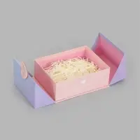 Коробка подарочная с наполнением, 20&times;15&times;7 см, гирлянда, бумажный наполнитель