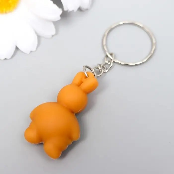Брелок резина Брелок резина "Кролик в пиджаке" МИКС 1,2х2,5х3,5 см