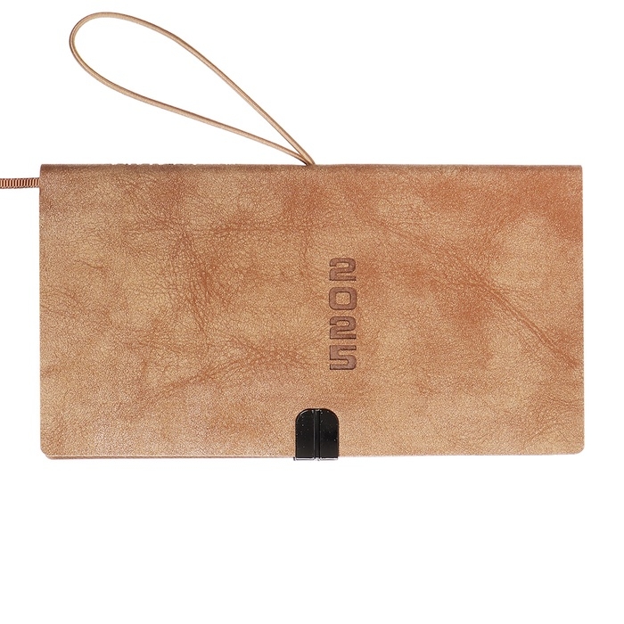 Еженедельник датир 2025г 175х95мм мягк обл иск кож 64л ESCALADA, бл тис, бл 70 г/м²,бежевый Еженедельник датир 2025г 175х95мм мягк обл иск кож 64л ESCALADA, бл тис, бл 70 г/м²,бежевый