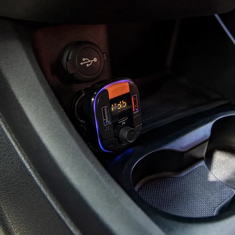 MP3 плеер + FM трансмиттер с дисплеем и контурной подсветкой AVS F-1032L (Bluetooth)