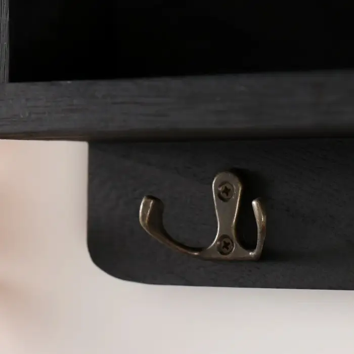 Настенные крючки декоративные с карманом и полочкой &laquo;Чёрный&raquo;, дерево, 10.5&times;38&times;27.7 см