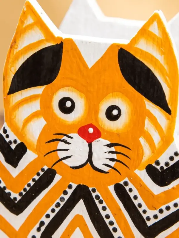 Подставка под ручки &laquo;Котик&raquo;, 12&times;8&times;15 см, дерево албезия