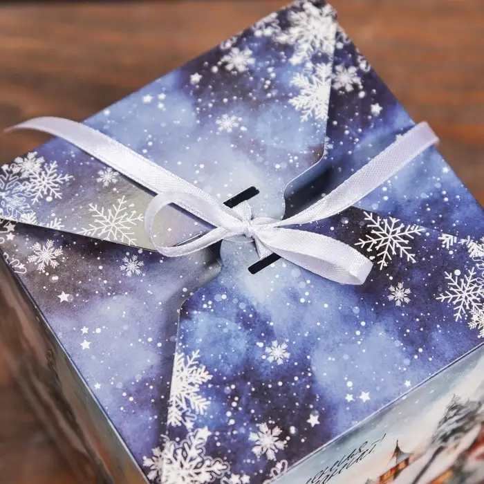 Коробка складная, подарочная новогодняя Коробка складная, подарочная новогодняя "Зимний пейзаж" 12 х 12 х 12 см.