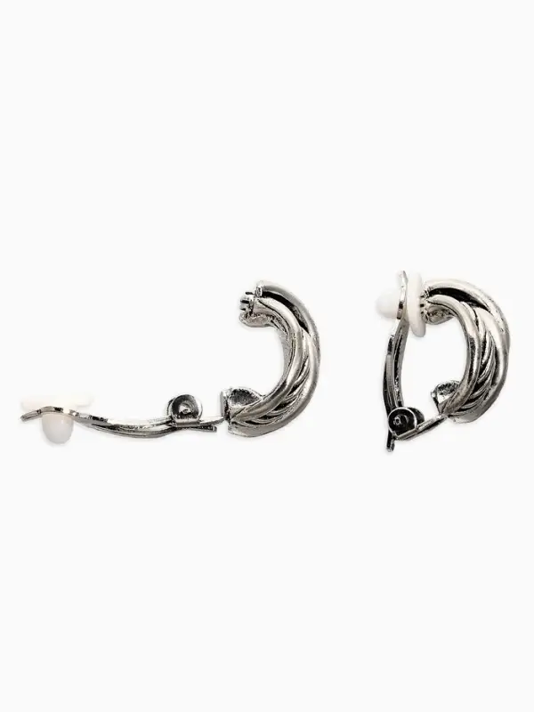 Серьги клипсы для ушей QF &laquo;Узел&raquo;, цвет чернёное серебро